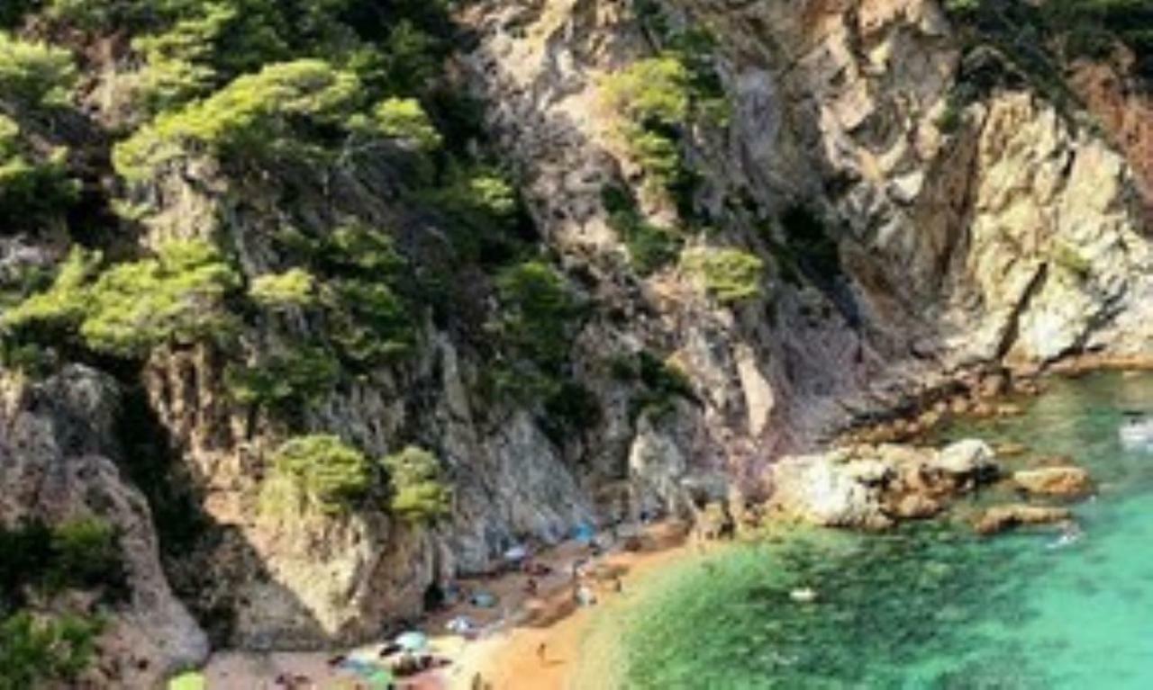 Cala Salions, Chalana I Apartment Girona Exterior foto